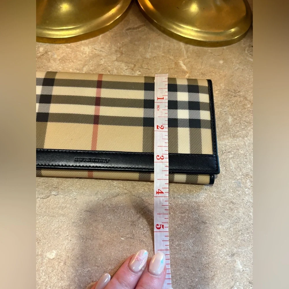 Burberry Authentic Nova Check Wallet - Picture 13 of 13